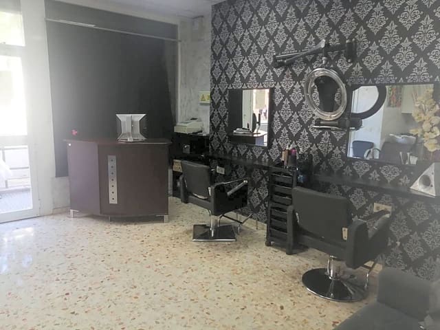 4 bedroom Business for sale in Huelva city - € 58,000 (Ref: 9394208)