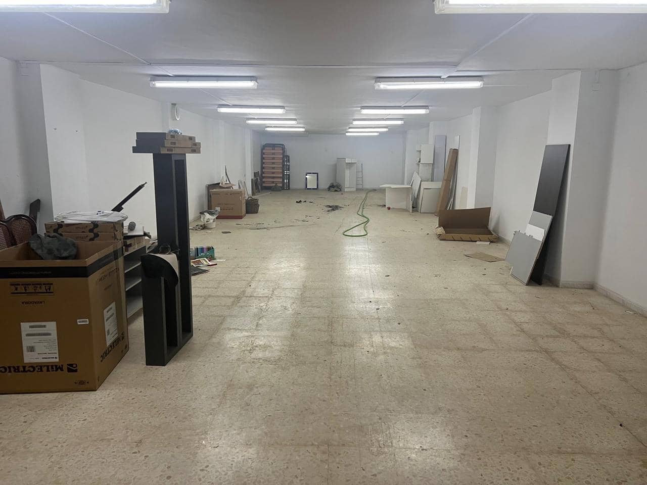 3 sovrum Företag till salu i Bollullos Par del Condado - 275 000 € (Ref: 9394210)