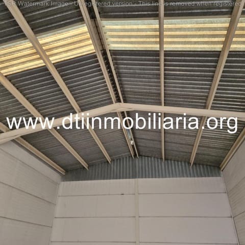 Commerciale in vendita in La Palma del Condado - 74.900 € (Rif: 9394212)