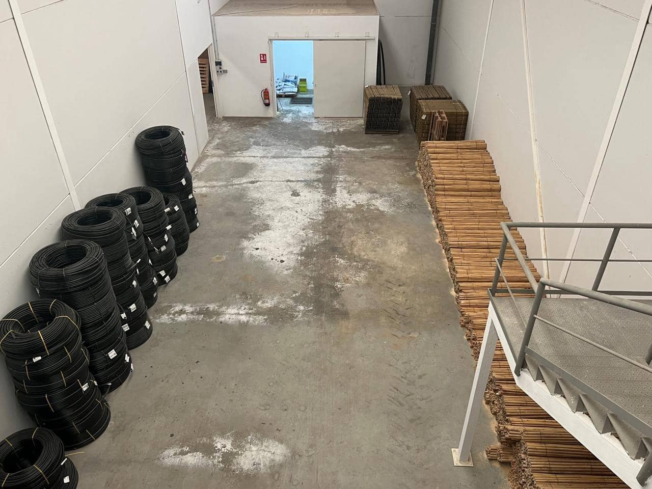 Local Comercial de 3 habitaciones en La Palma del Condado en venta - 200.000 € (Ref: 9394214)