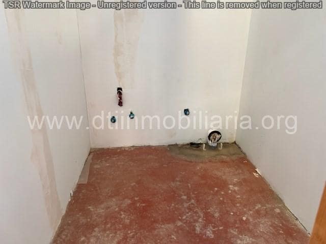 Commercieel te koop in La Palma del Condado - € 126.000 (Ref: 9394216)