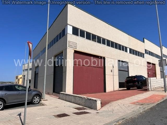 Commerciale in vendita in La Palma del Condado - 126.000 € (Rif: 9394216)
