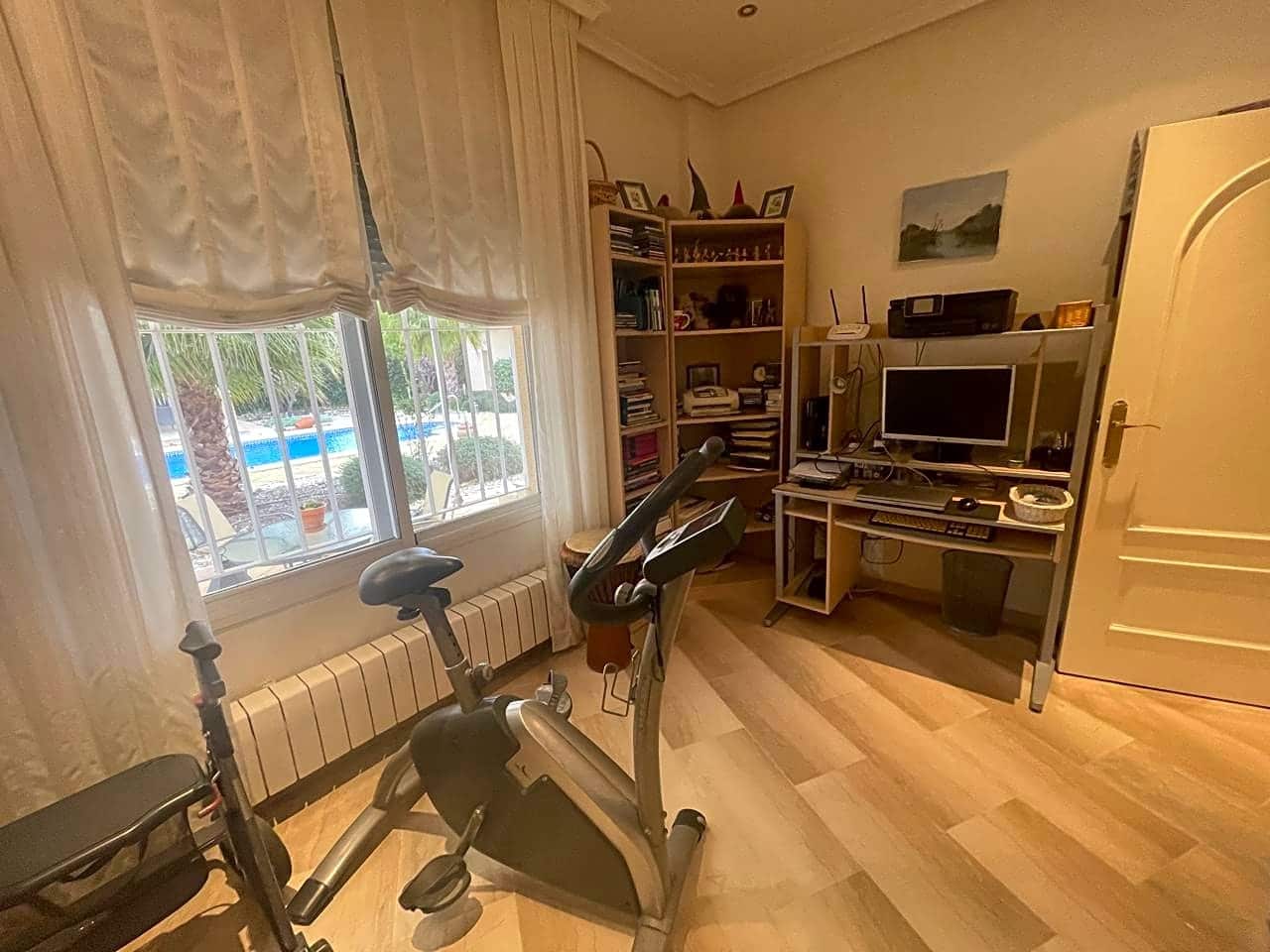 5 slaapkamer Villa te koop in Hinojos met zwembad garage - € 435.000 (Ref: 9394217)