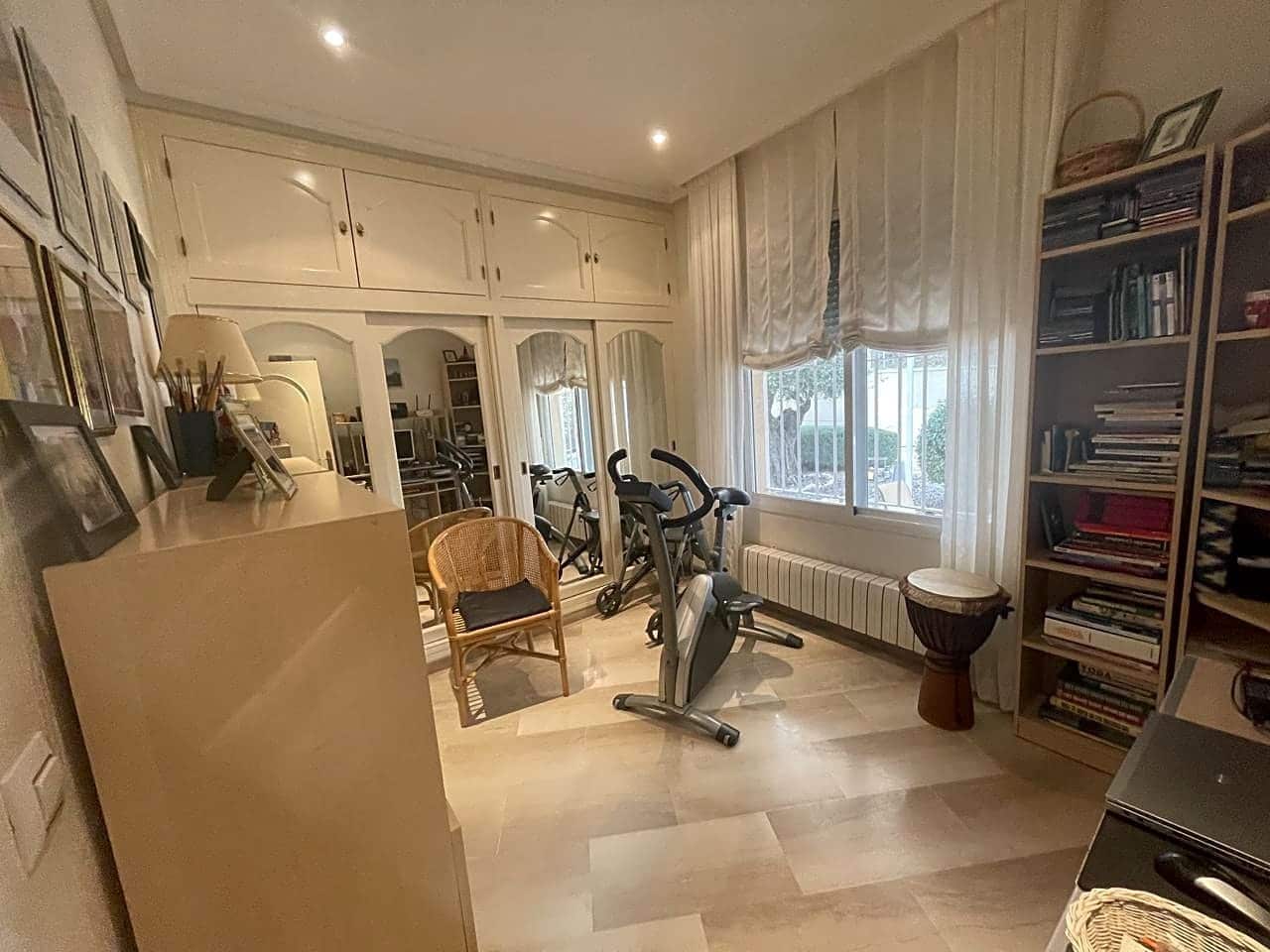 5 slaapkamer Villa te koop in Hinojos met zwembad garage - € 435.000 (Ref: 9394217)