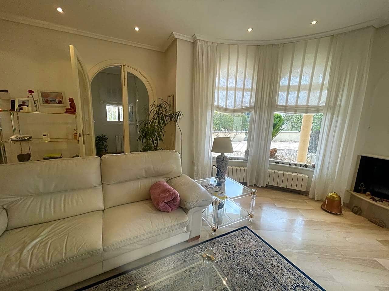 5 slaapkamer Villa te koop in Hinojos met zwembad garage - € 435.000 (Ref: 9394217)