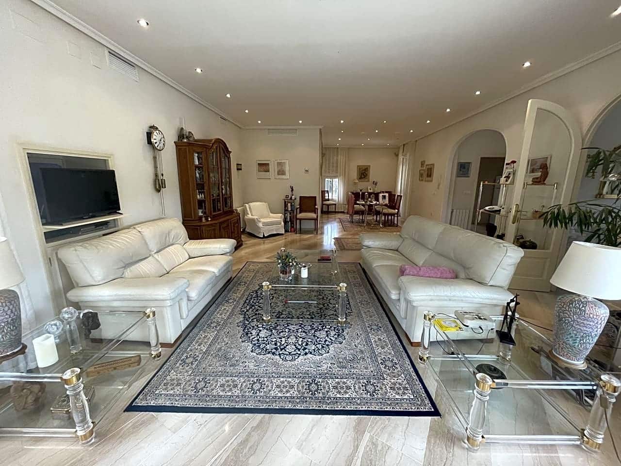 5 slaapkamer Villa te koop in Hinojos met zwembad garage - € 435.000 (Ref: 9394217)