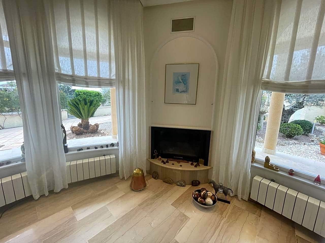 5 slaapkamer Villa te koop in Hinojos met zwembad garage - € 435.000 (Ref: 9394217)