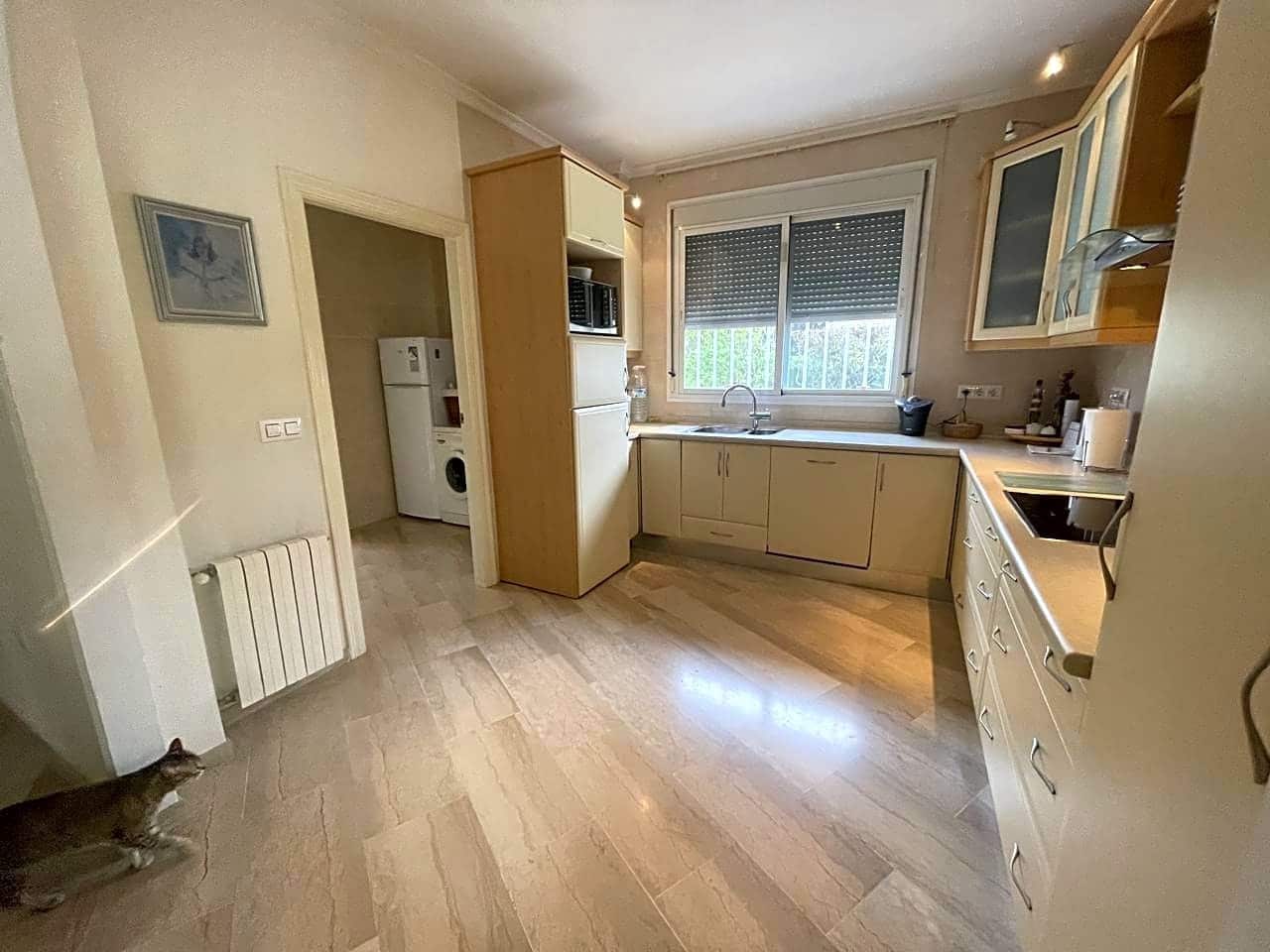 5 slaapkamer Villa te koop in Hinojos met zwembad garage - € 435.000 (Ref: 9394217)