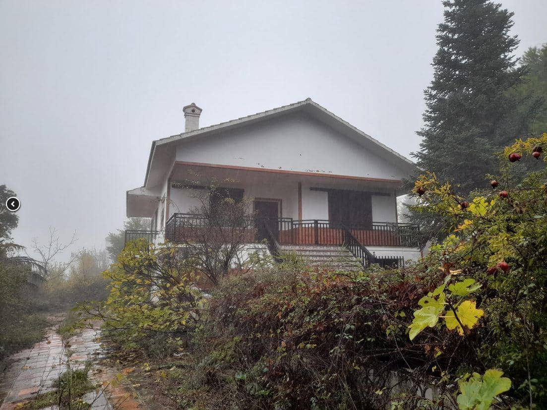 4 soveværelse Villa til salg i Benaocaz - € 260.000 (Ref: 9394223)