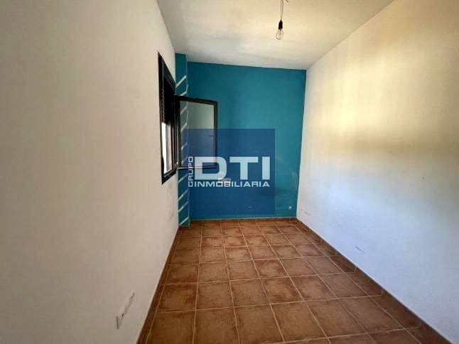 4 bedroom Flat for sale in Villablanca - € 63,000 (Ref: 9402640)