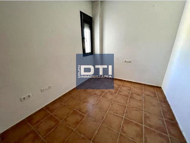 4 bedroom Flat for sale in Villablanca - € 63,000 (Ref: 9402640)