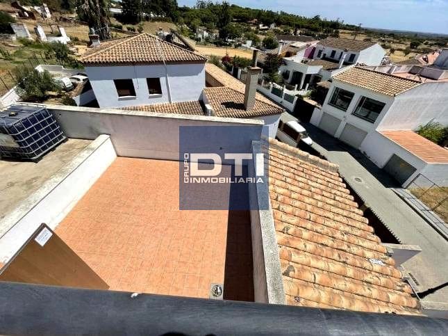 4 bedroom Flat for sale in Villablanca - € 63,000 (Ref: 9402640)