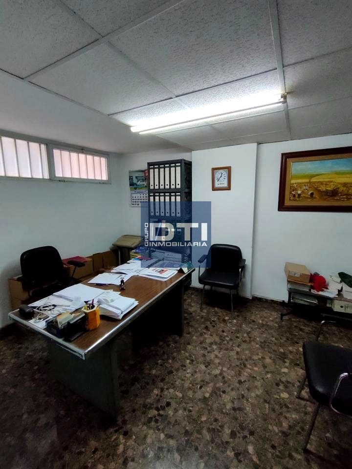 3 bedroom Business for sale in Albacete city - € 190,000 (Ref: 9409676)