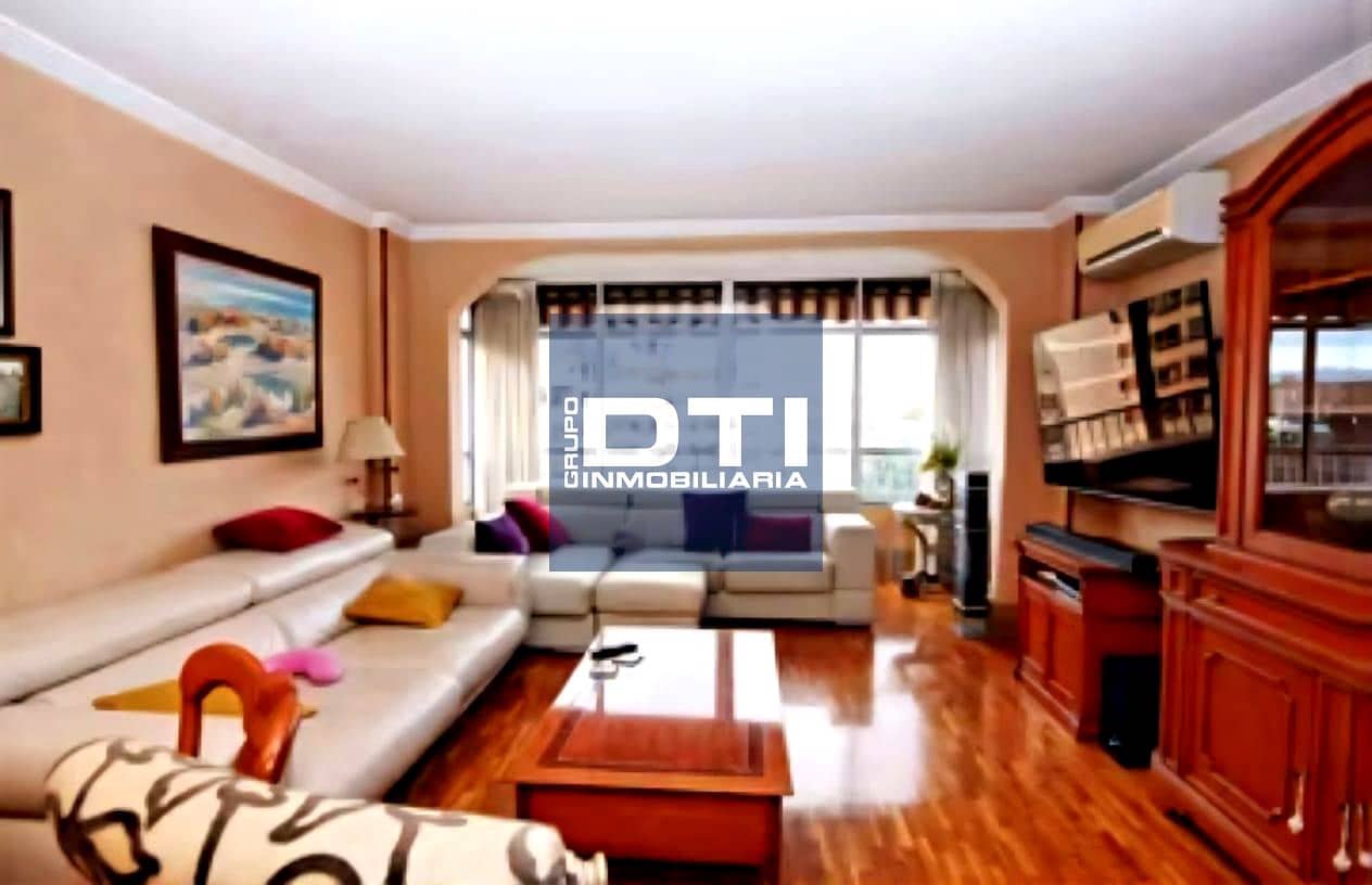 3 soveværelse Lejlighed til salg i Alicante by med garage - € 330.000 (Ref: 9409835)