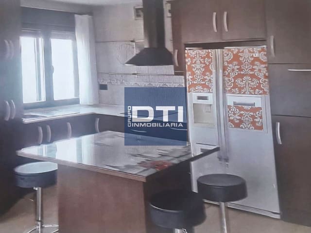 2 slaapkamer Flat te koop in Industria, Albacete stad - € 150.000 (Ref: 9412978)