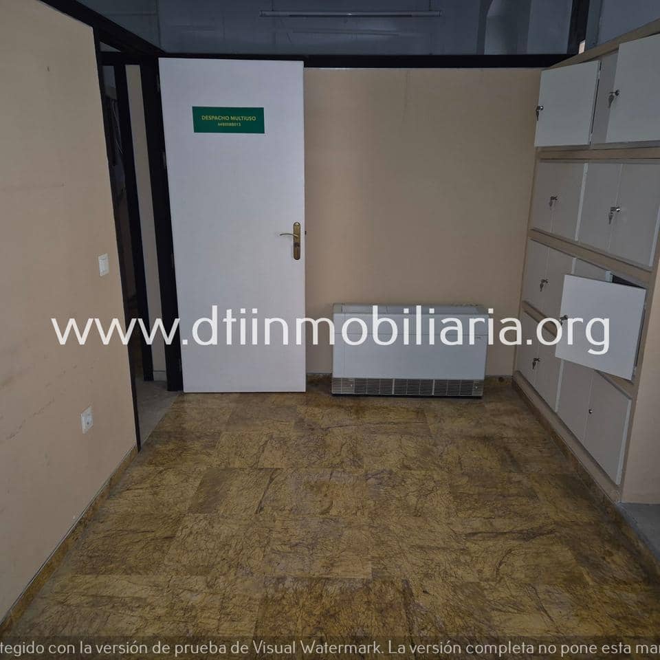 12 bedroom Villa for sale in La Palma del Condado - € 427,000 (Ref: 9429415)