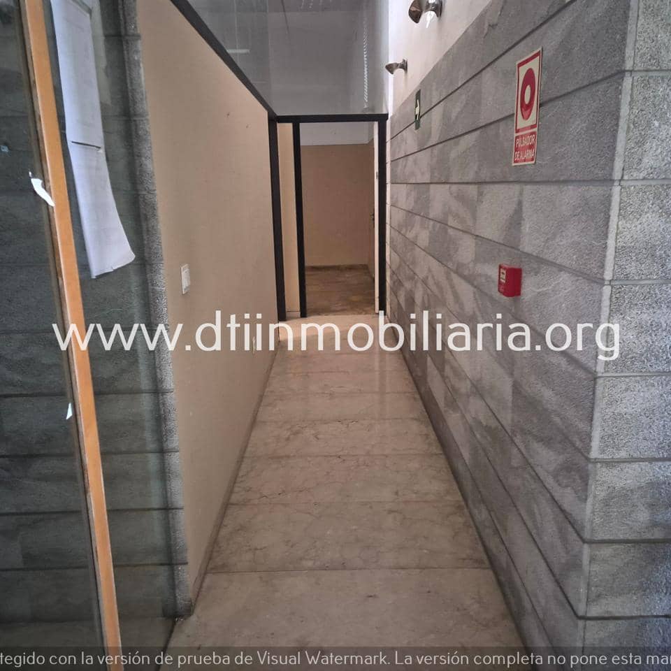 12 bedroom Villa for sale in La Palma del Condado - € 427,000 (Ref: 9429415)