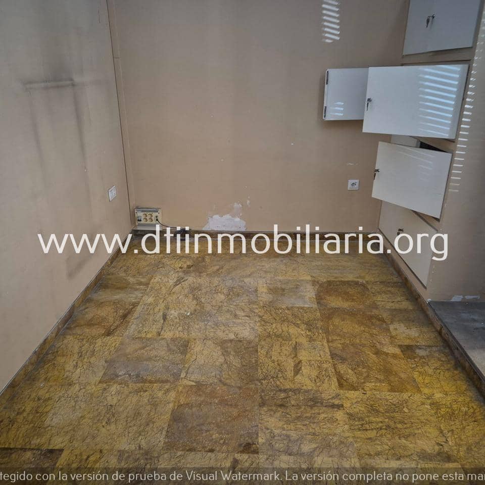 12 bedroom Villa for sale in La Palma del Condado - € 427,000 (Ref: 9429415)