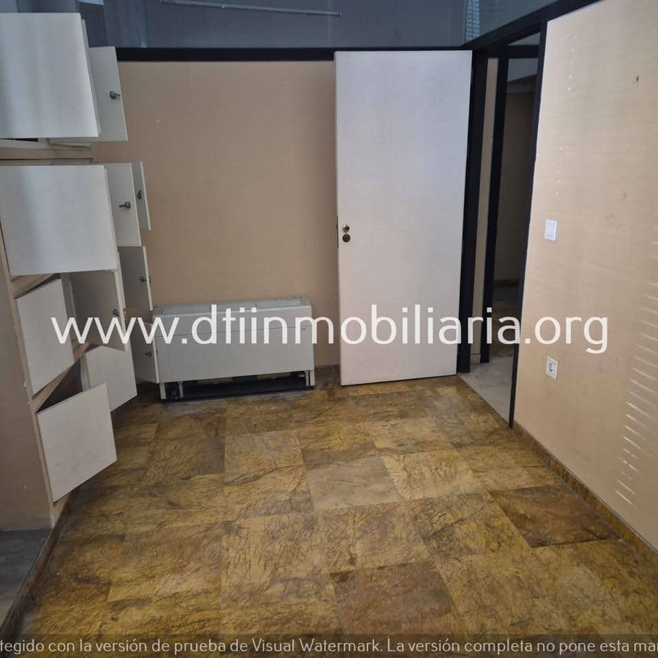 12 bedroom Villa for sale in La Palma del Condado - € 427,000 (Ref: 9429415)