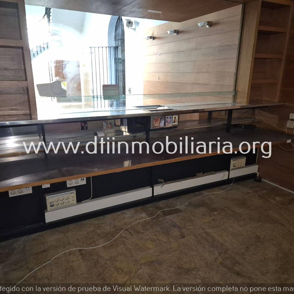 12 bedroom Villa for sale in La Palma del Condado - € 427,000 (Ref: 9429415)