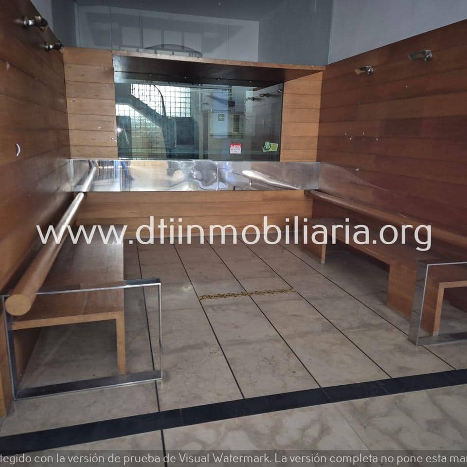 12 bedroom Villa for sale in La Palma del Condado - € 427,000 (Ref: 9429415)