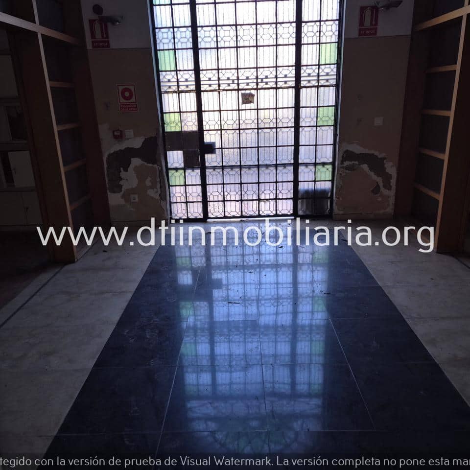 12 bedroom Villa for sale in La Palma del Condado - € 427,000 (Ref: 9429415)