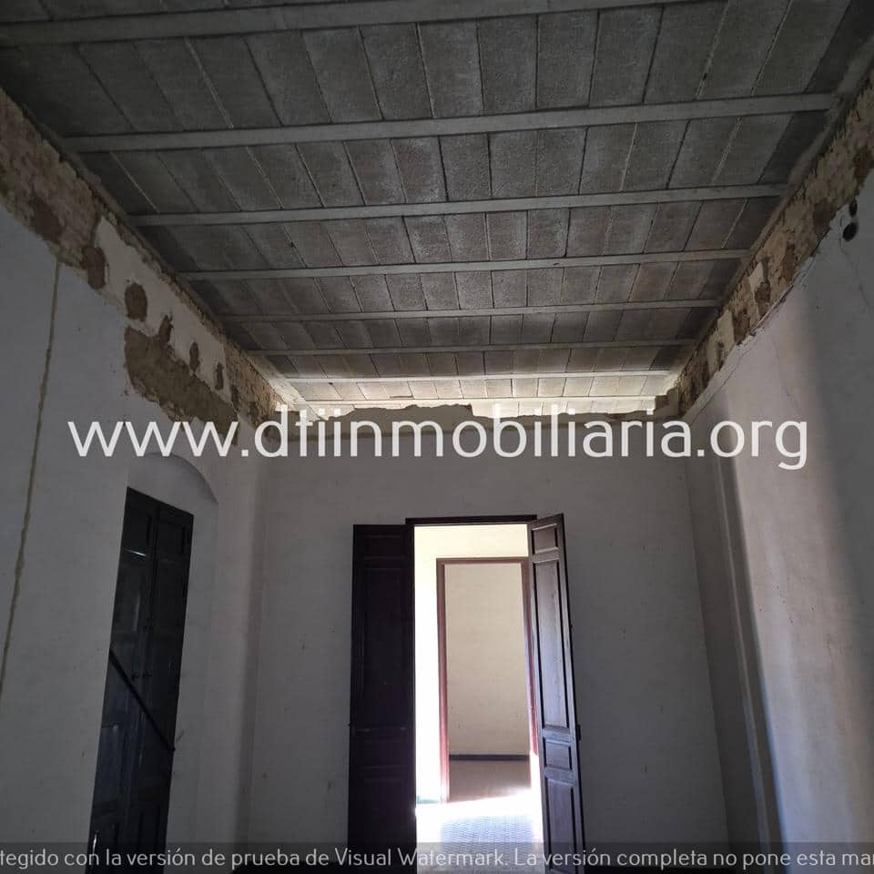 12 bedroom Villa for sale in La Palma del Condado - € 427,000 (Ref: 9429415)