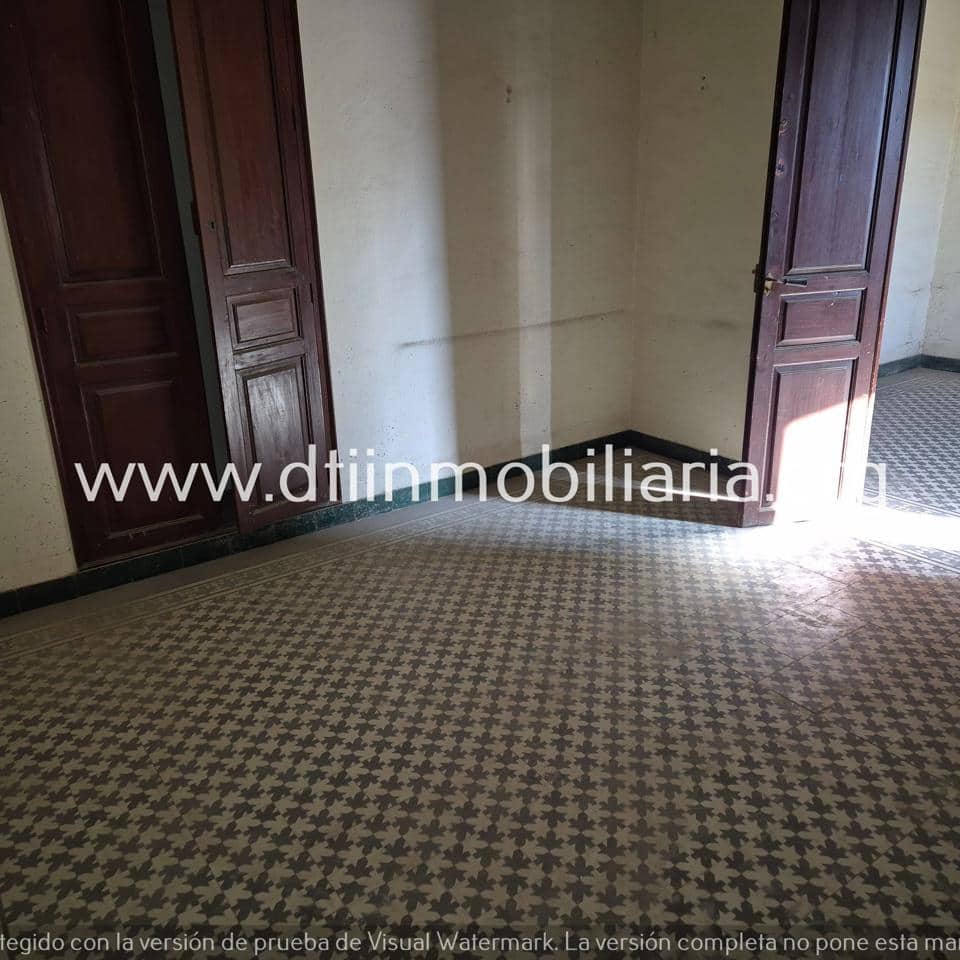 12 bedroom Villa for sale in La Palma del Condado - € 427,000 (Ref: 9429415)