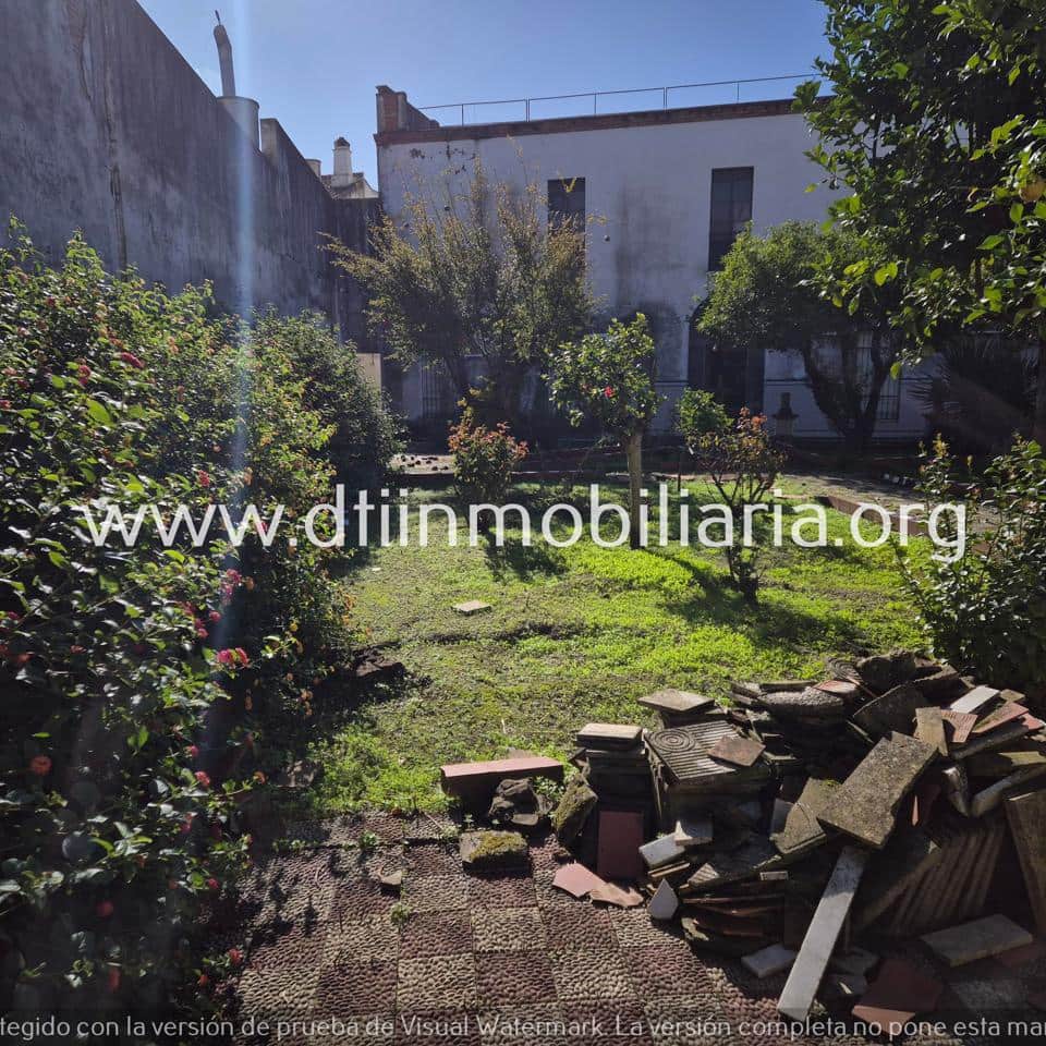 12 bedroom Villa for sale in La Palma del Condado - € 427,000 (Ref: 9429415)