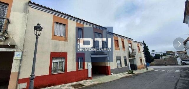 3 slaapkamer Villa te koop in Hinojos met garage - € 69.000 (Ref: 9487218)