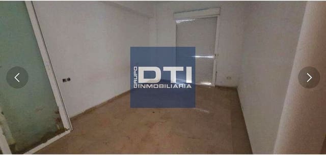 3 slaapkamer Villa te koop in Hinojos met garage - € 69.000 (Ref: 9487218)