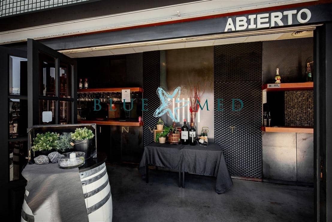 Comercial para venda em Puerto de Mazarron - 1 000 000 € (Ref: 10015608)
