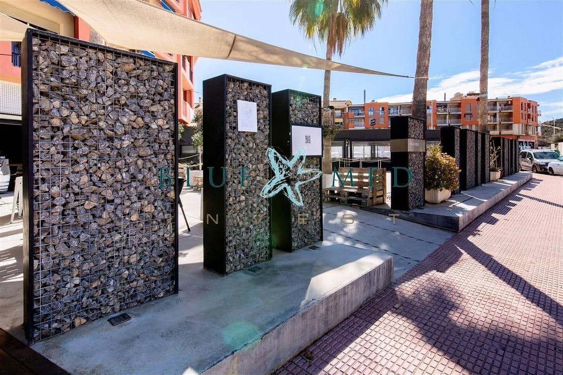 Comercial para venda em Puerto de Mazarron - 1 000 000 € (Ref: 10015608)
