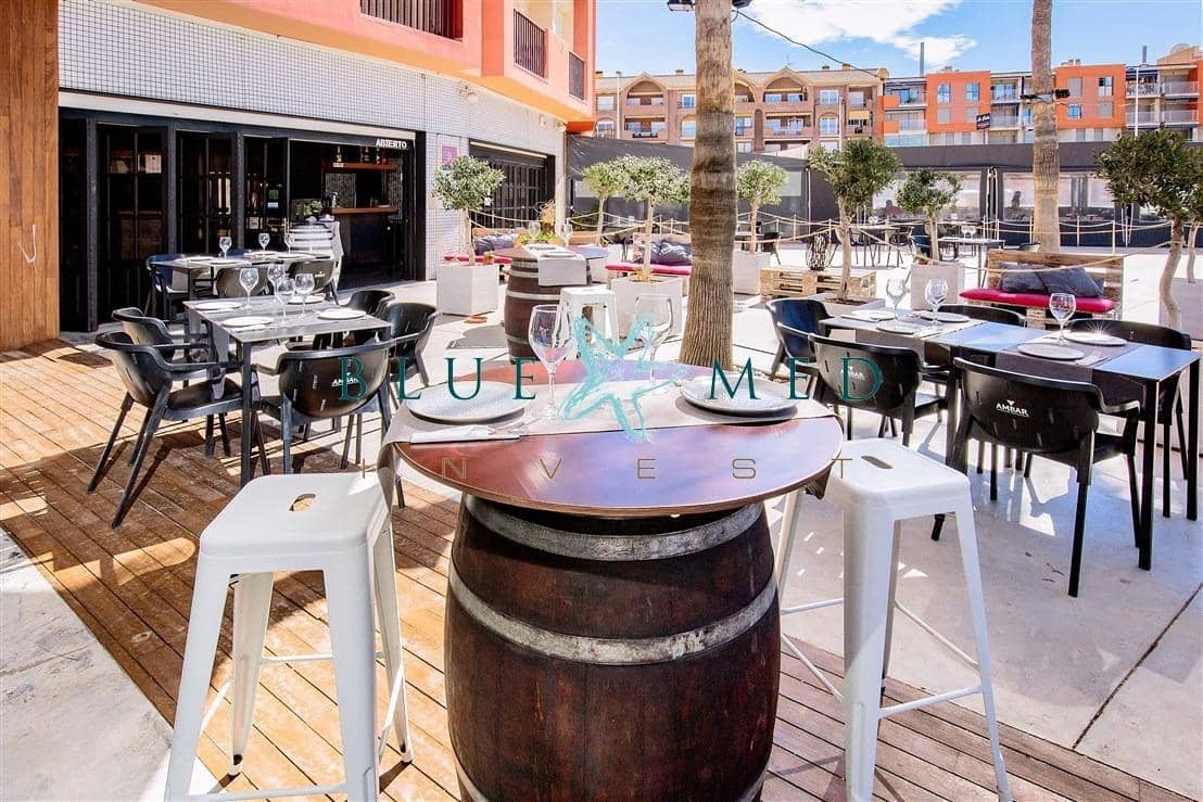 Comercial para venda em Puerto de Mazarron - 1 000 000 € (Ref: 10015608)