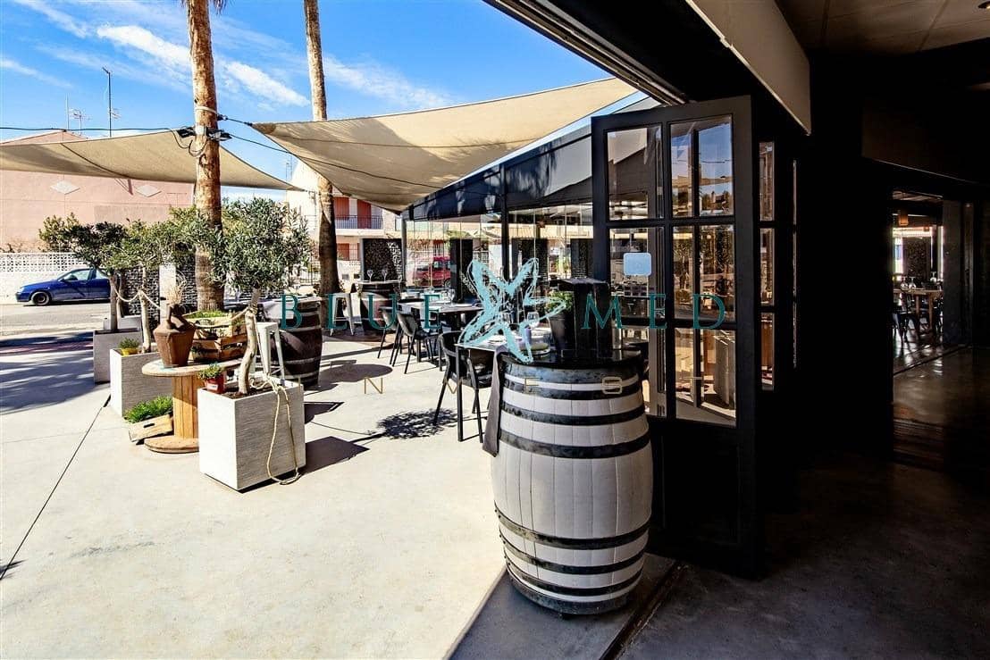 Comercial para venda em Puerto de Mazarron - 1 000 000 € (Ref: 10015608)