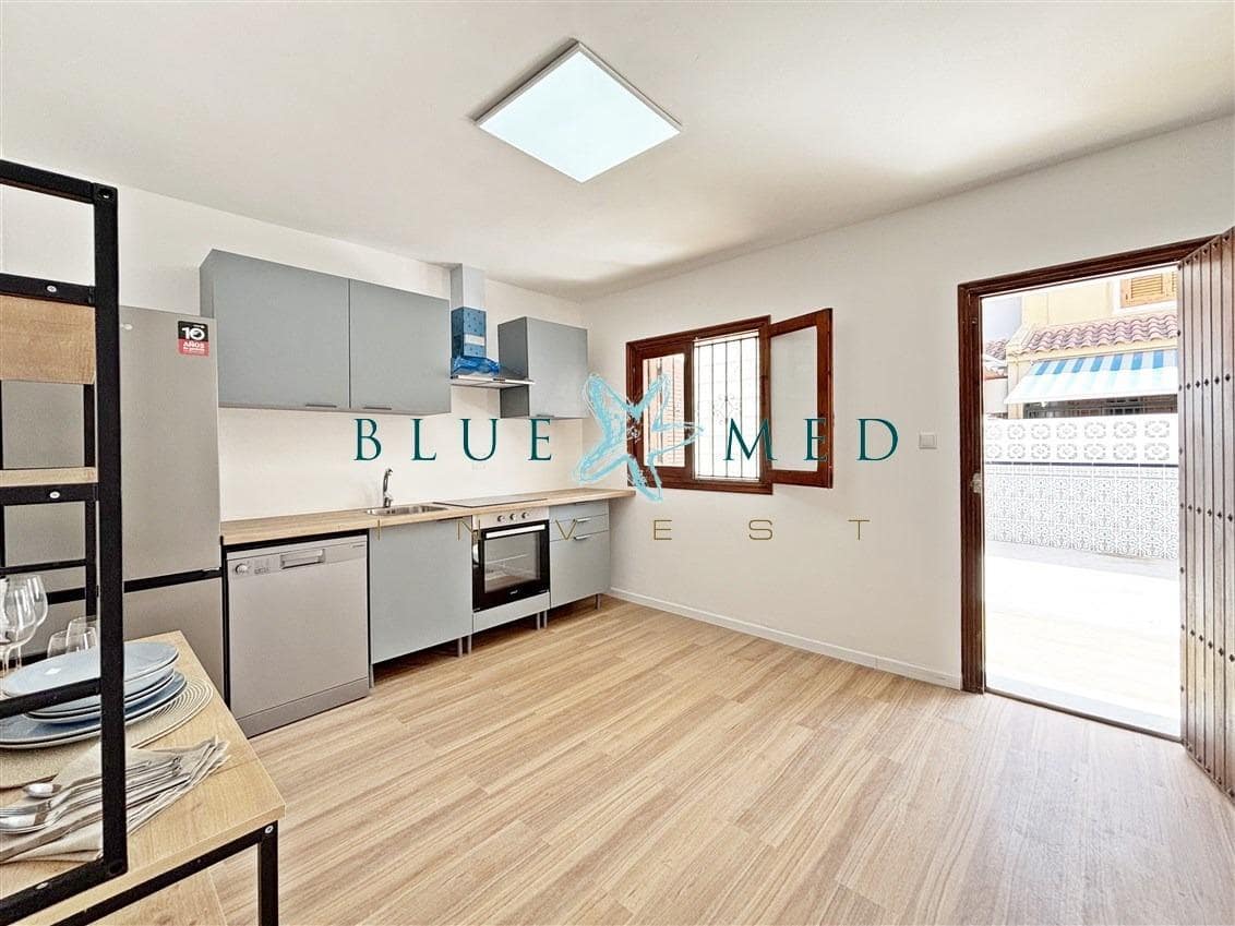Chalet de 3 habitaciones en Puerto de Mazarron en venta con garaje - 260.000 € (Ref: 10017545)