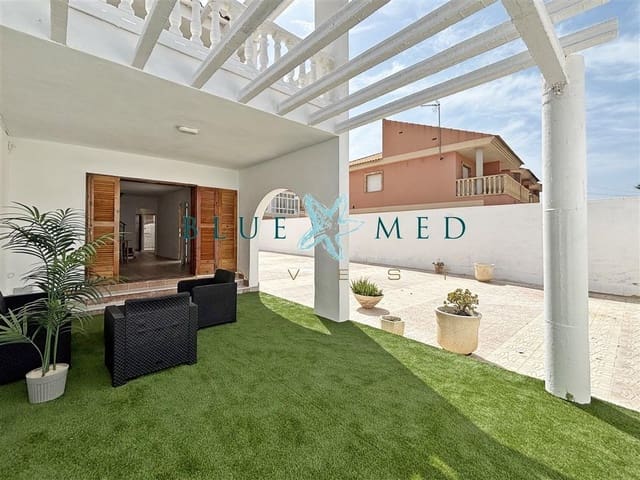 Chalet de 3 habitaciones en Puerto de Mazarron, Mazarrón en venta con garaje - 260.000 € (Ref: 10017545)