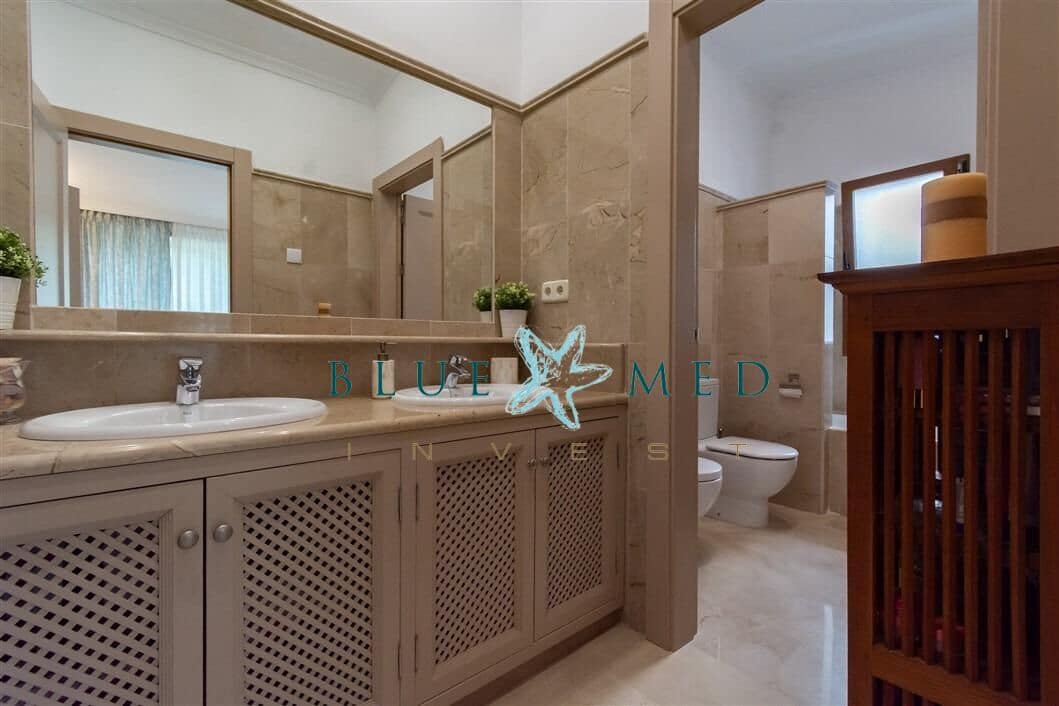 4 quarto Moradia para venda em La Manga Club com piscina garagem - 480 000 € (Ref: 10037469)