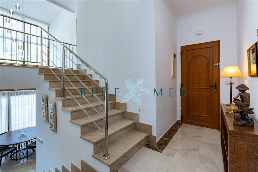 4 quarto Moradia para venda em La Manga Club com piscina garagem - 480 000 € (Ref: 10037469)