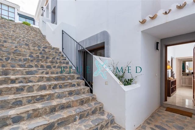 4 quarto Moradia para venda em La Manga Club, Cartagena com piscina garagem - 480 000 € (Ref: 10037469)