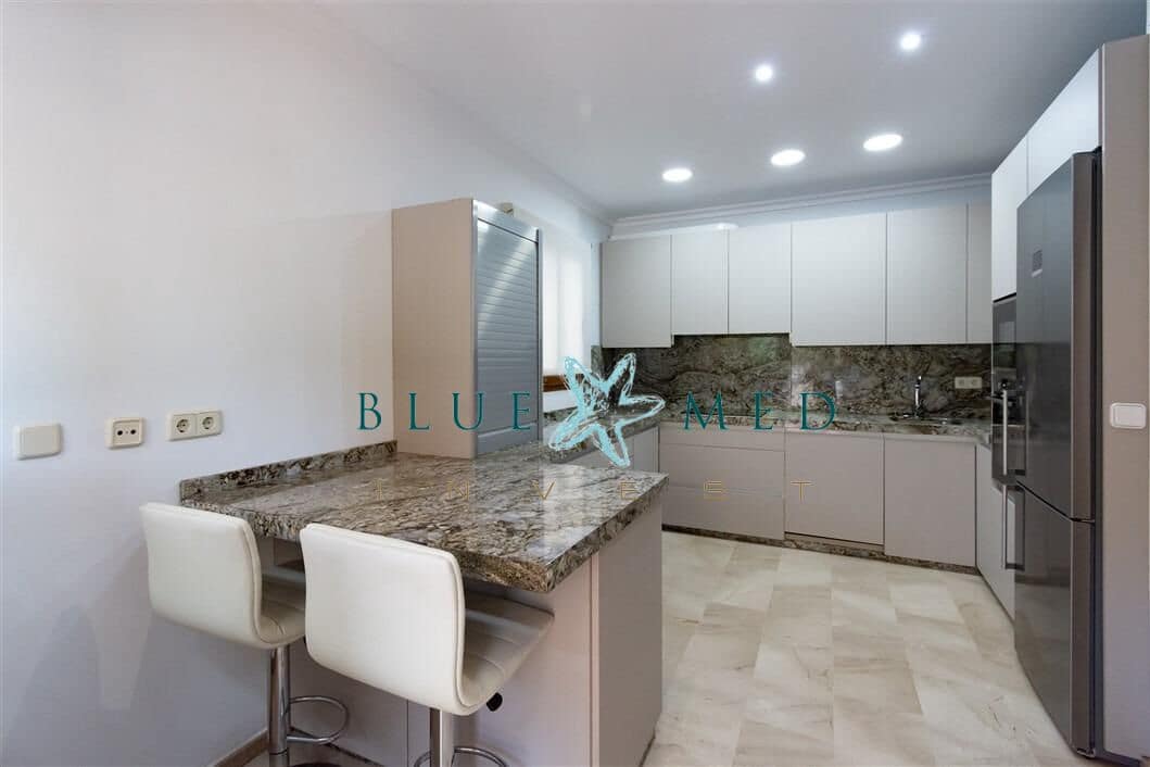 4 quarto Moradia para venda em La Manga Club com piscina garagem - 480 000 € (Ref: 10037469)