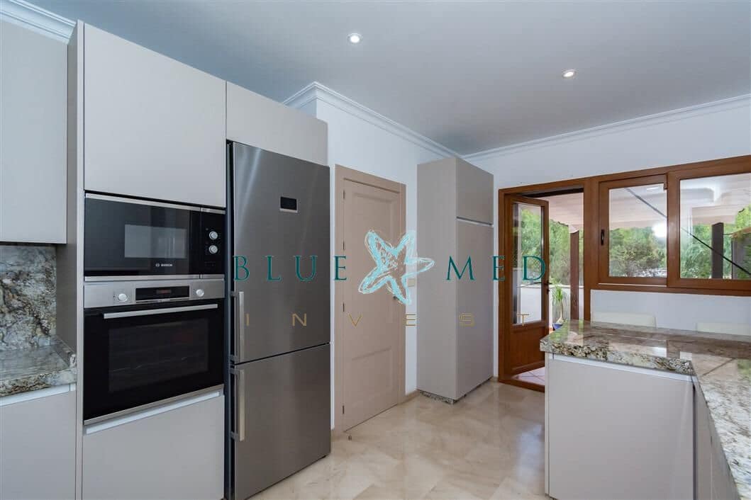 4 quarto Moradia para venda em La Manga Club com piscina garagem - 480 000 € (Ref: 10037469)
