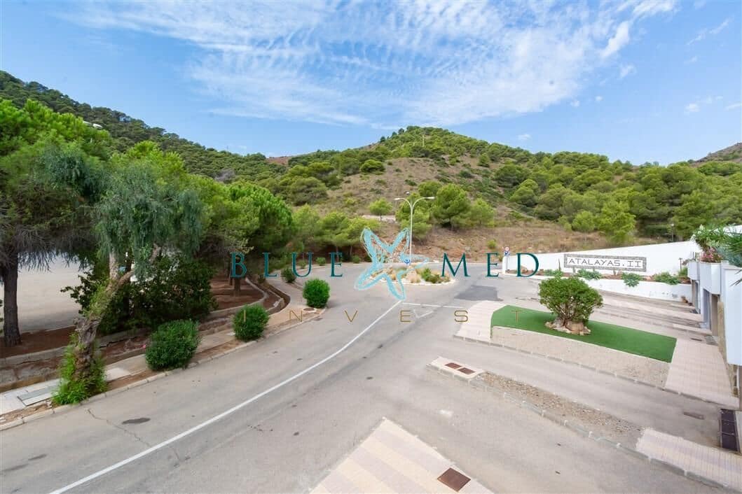 4 quarto Moradia para venda em La Manga Club com piscina garagem - 480 000 € (Ref: 10037469)