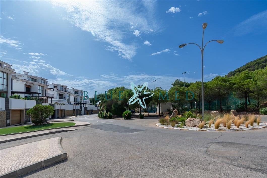 4 quarto Moradia para venda em La Manga Club com piscina garagem - 480 000 € (Ref: 10037469)