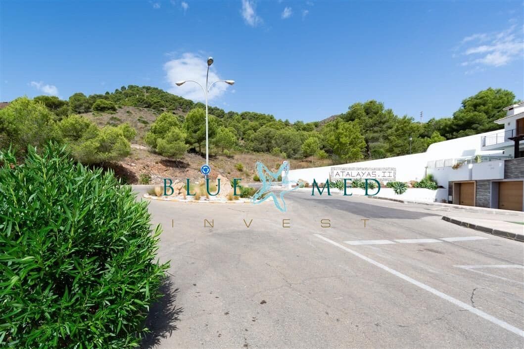 4 quarto Moradia para venda em La Manga Club com piscina garagem - 480 000 € (Ref: 10037469)