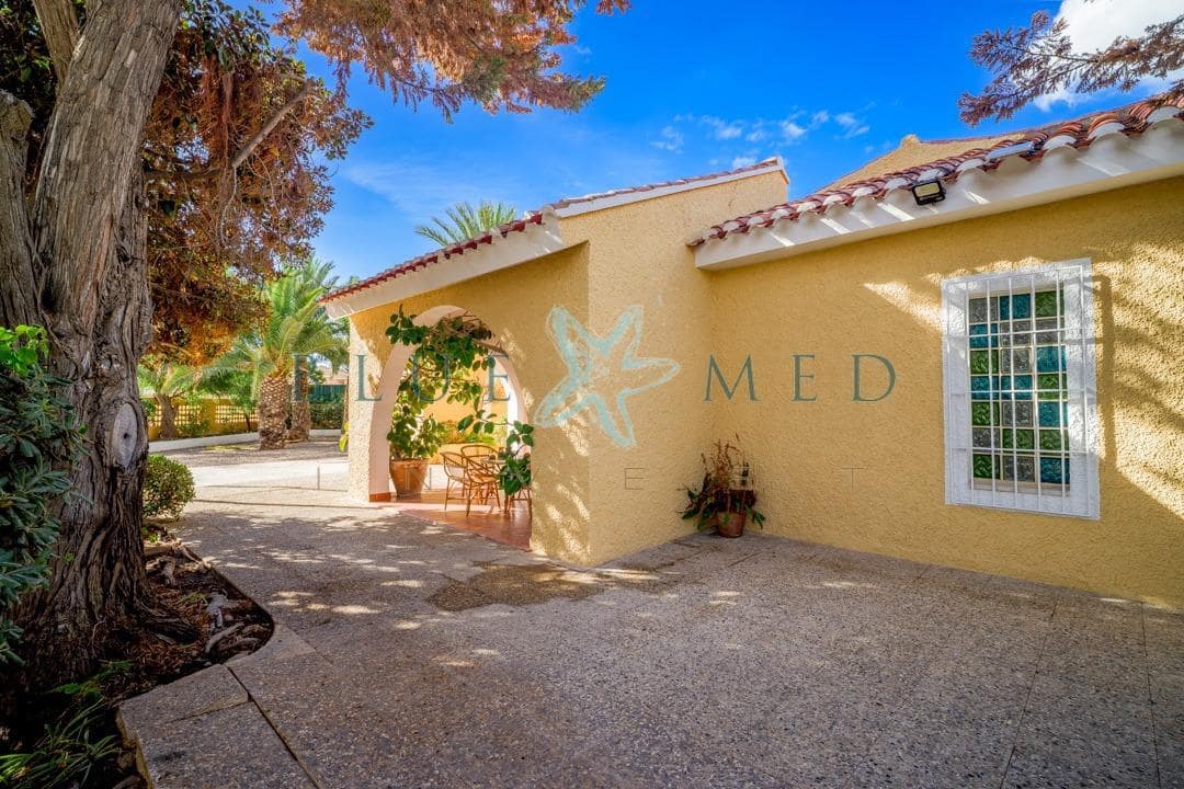 4 slaapkamer Villa te koop in Puerto de Mazarron met zwembad garage - € 549.995 (Ref: 10062288)