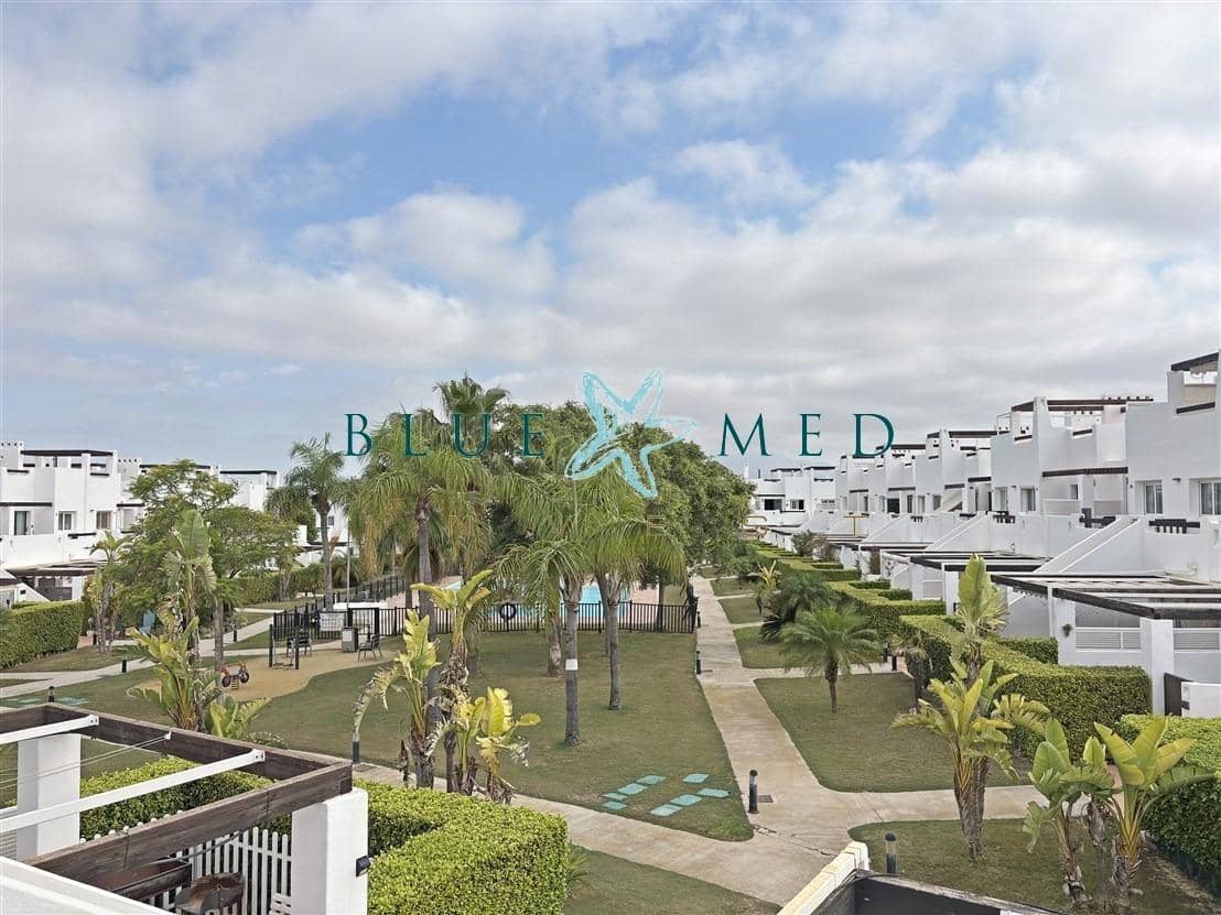 2 soveværelse Penthouse til salg i Condado de Alhama med swimmingpool - € 119.000 (Ref: 10086176)