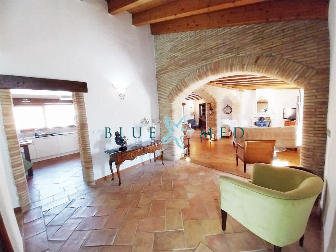 4 slaapkamer Finca/Landhuis te koop in El Pareton - € 325.000 (Ref: 10129521)