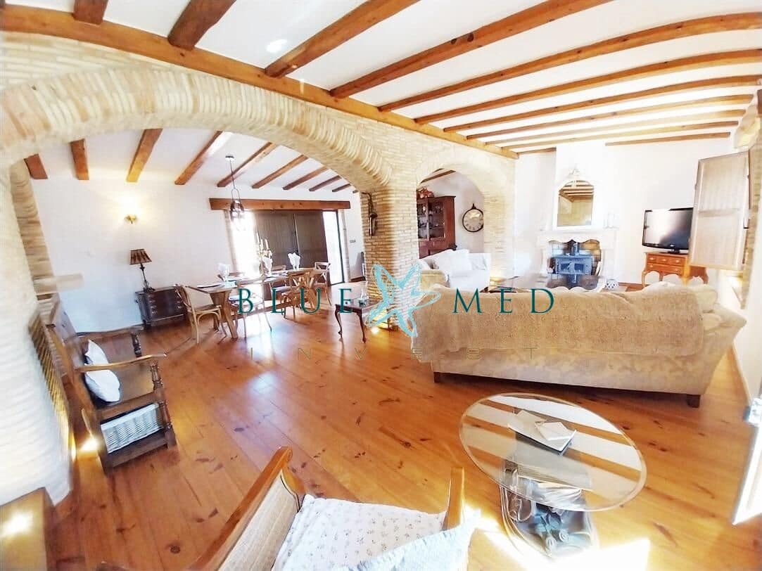 4 slaapkamer Finca/Landhuis te koop in El Pareton - € 325.000 (Ref: 10129521)