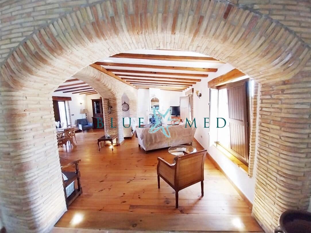 4 slaapkamer Finca/Landhuis te koop in El Pareton - € 325.000 (Ref: 10129521)